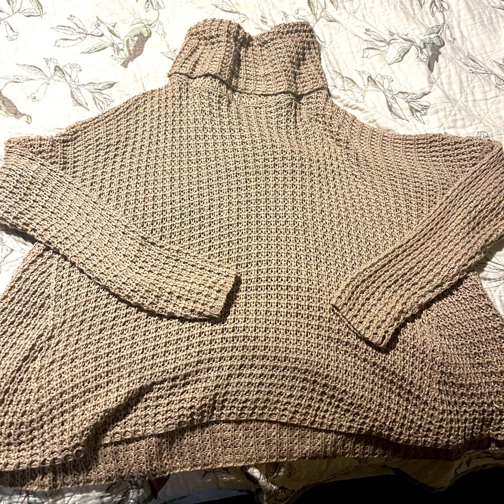 Easel sweater
